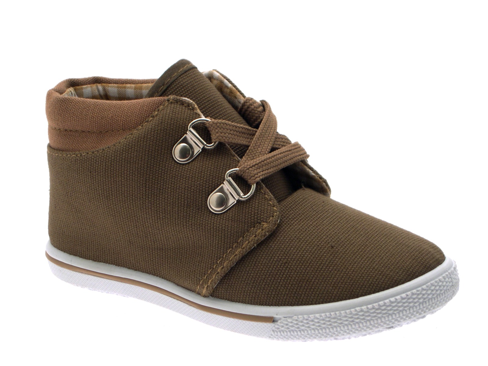 Kids hi top trainers View all kids footwear We have a wide collection of trainers which are ideal for running, walking or day-to-day activities. They have been designed by top brands including Nike, adidas & Puma which gives them a fashionable look. There are many different styles so find the perfect pair for your youngsters!